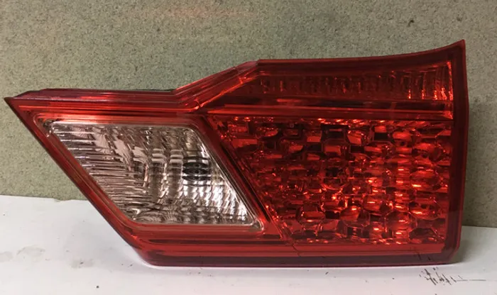 Lanterna Honda City (tampa)