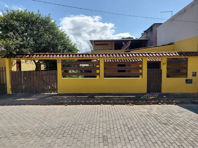 Casa de Praia grande e perto da praia em Itaipava-ES