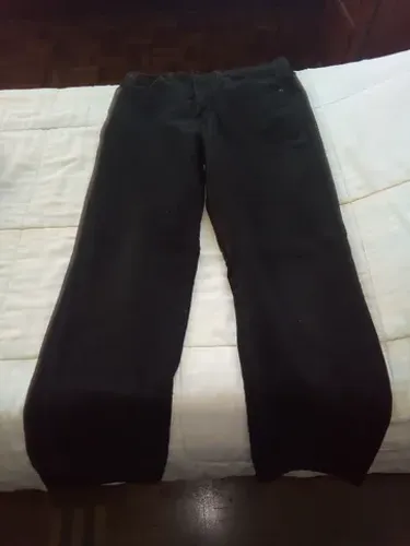 calça Levis veludo preto anos 80  tam 42