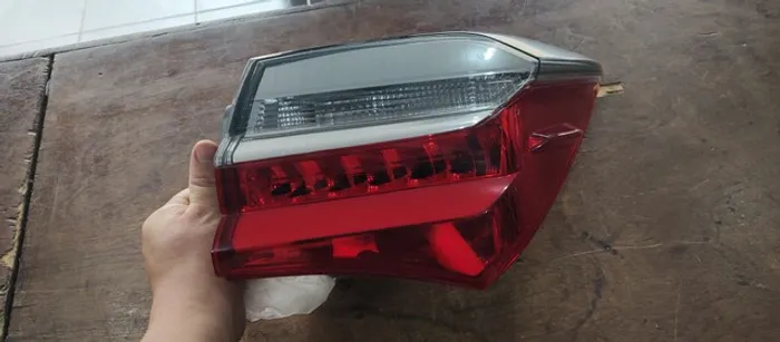 Lanterna Corolla led   2017 2018 2019