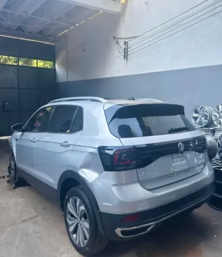 VW TCross 2021