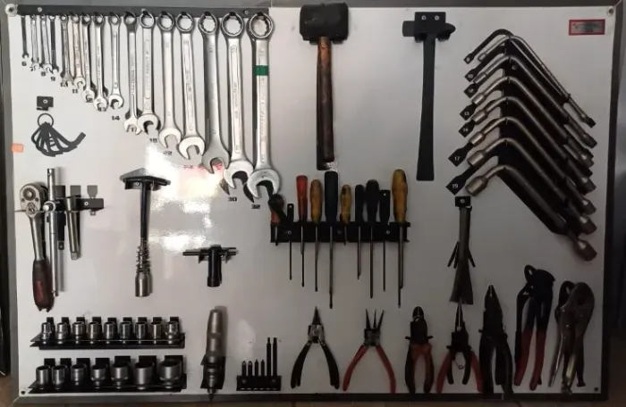 Painel de ferramentas canvencional para motocicletas