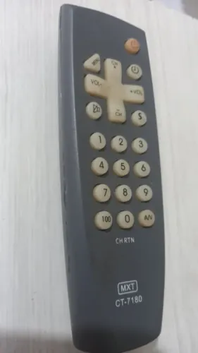 Controle remoto MXT usado.