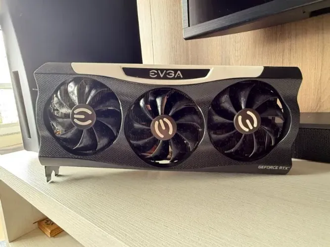 Placa de vídeo Nvidia Evga RTX 3070Ti FTW3 Ultra