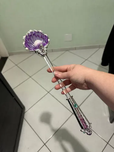 Varinha mágica cetro com luz princesa Ariel sereia Disney