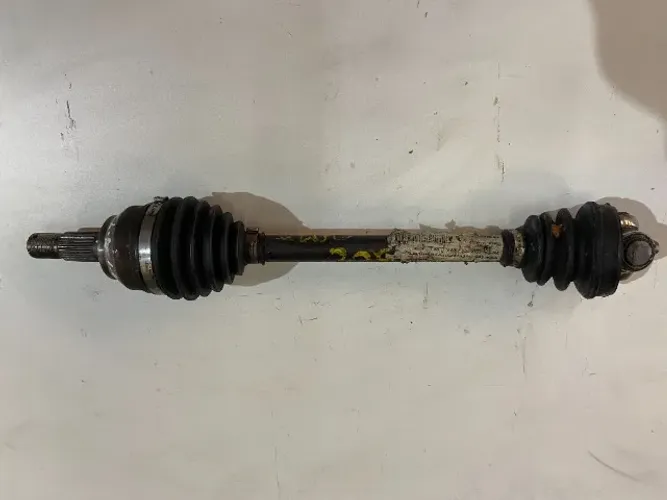 Semi Eixo Lado Direito peugeot 208 1.6 aut. 2016 2017