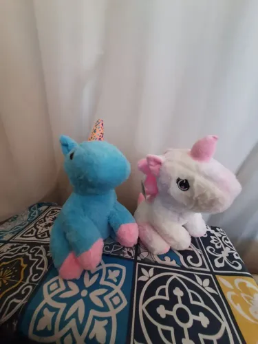 Casal unicórnios pelucia