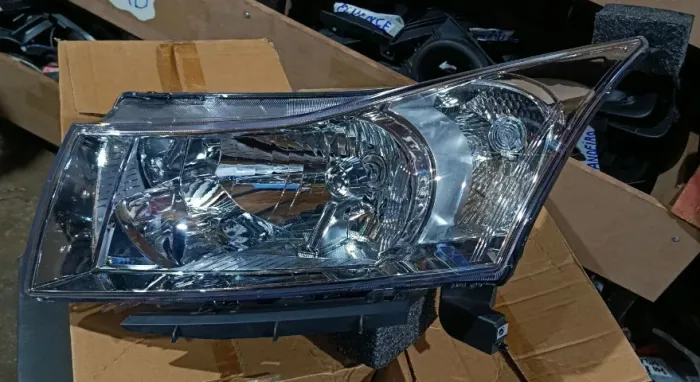 Farol Cruze 2012/... Novo Original