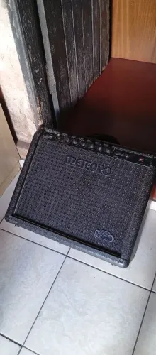 Amplificador Meteoro Nitrous 100w