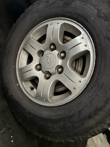 Rodas chevrolet 6 furos 2 unidade 