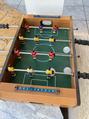Mesa de pebolim de brinquedo