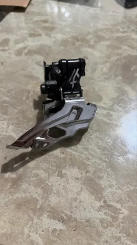 Câmbio dianteiro Shimano XT 786