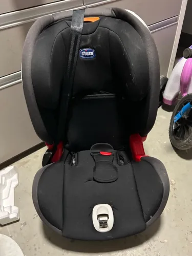 Cadeira de carro Chicco_ Cadeira youniverse isofix jet black - chicco