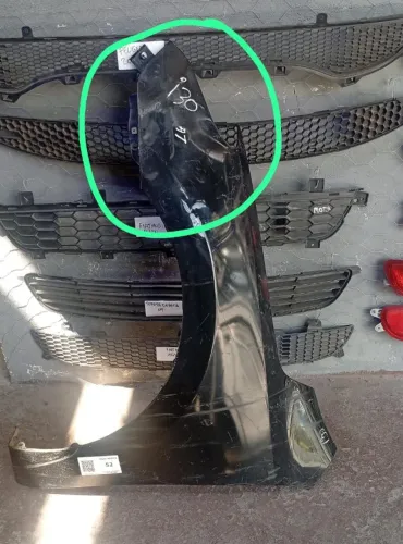 PARALAMA HYUNDAI I30 08/12 COM DETALHE