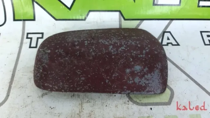 Capa retrovisor LD Citroen ZX 1995 c/ travas quebradas