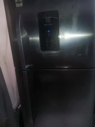 Geladeira Eletrolux nova