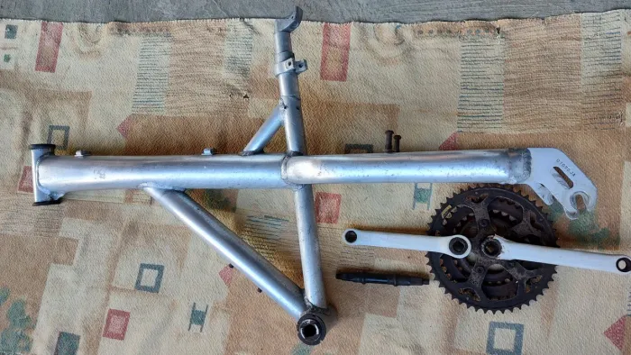 Quadro de bicicleta aro 26