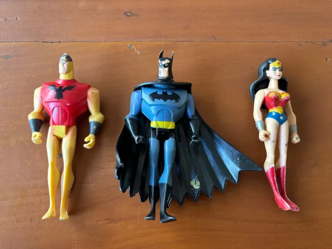 Lote de Bonecos Liga da Justiça - DC série animada