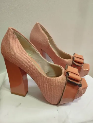 Sapato Peep Toe Novo