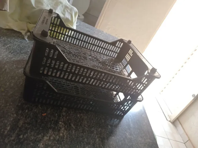 Caixas de transporte de plástico