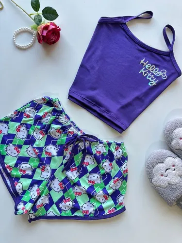 Conjunto Pijama Hello Kitty Shorts e Blusa