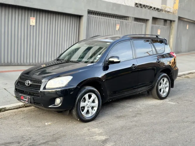 Toyota RAV4 2.4 4X4 16V 170cv Aut. 2011