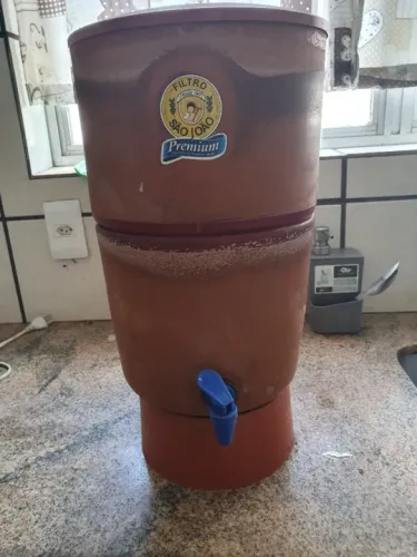 Filtro de barro de água