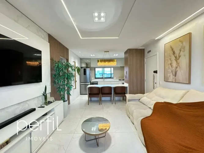 Cobertura de luxo à venda em Joinville-SC, bairro Guanabara: 3 quartos, 1 suíte, 3 salas, 