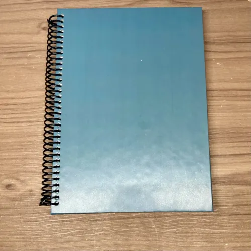 Caderno pautado pequeno A6