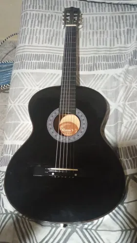 Violão Queen's.  Semi-Novo
