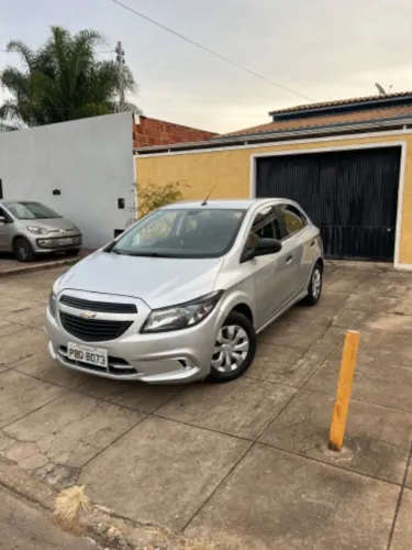 Chevrolet Onix JOY Hatch 1.0 8V Flex Mec. 4P 2019