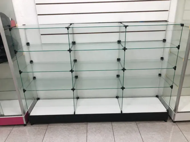 Balcão vitrine 1,00x0,50cm