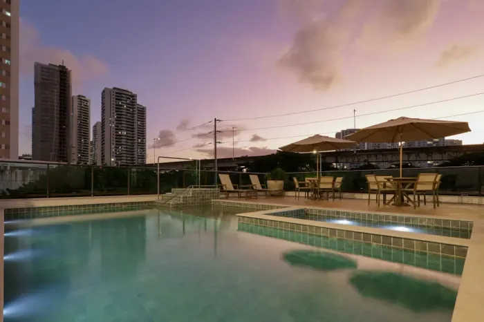 Imóvel para venda possui 92 metros quadrados com 3 quartos em Boa Viagem - Recife - PE