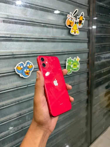 iPhone 11 com caixa
