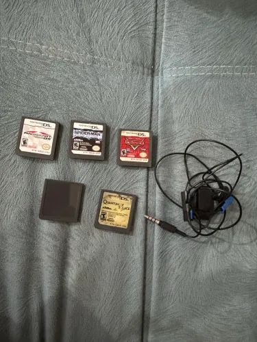 5 Jogos originais de DSi + 1 Fone de Ps4