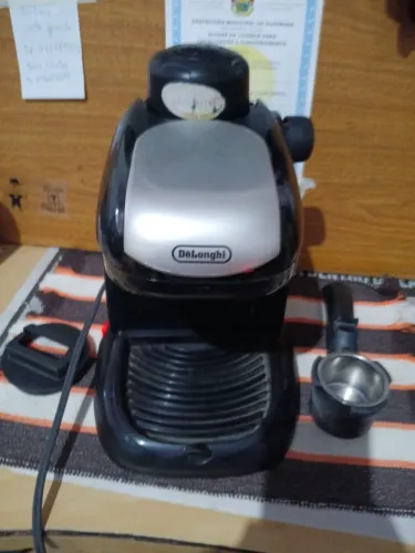 Cafeteira expresso Delonghi 110v