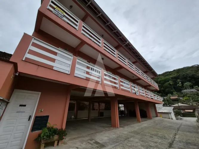 Apartamento com 01 quarto no bairro Glória.