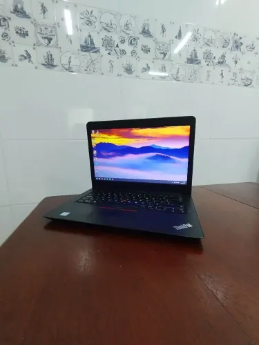 Notebook- LENOVO.