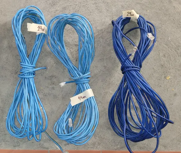 CABOS DE REDE PARA INTERNET CAT5E CRIMPADOS