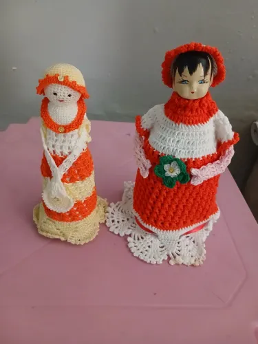 Bonecas porcelana e croché 