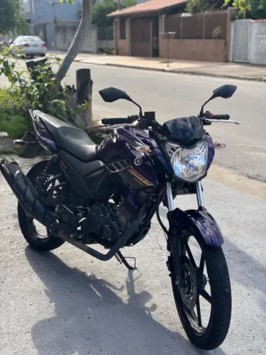 Fazer 150 Roxa