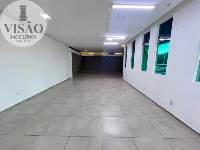 SALA COMERCIAL em MANAUS - AM, PARQUE 10 DE NOVEMBRO - Prédio do Mucuripe