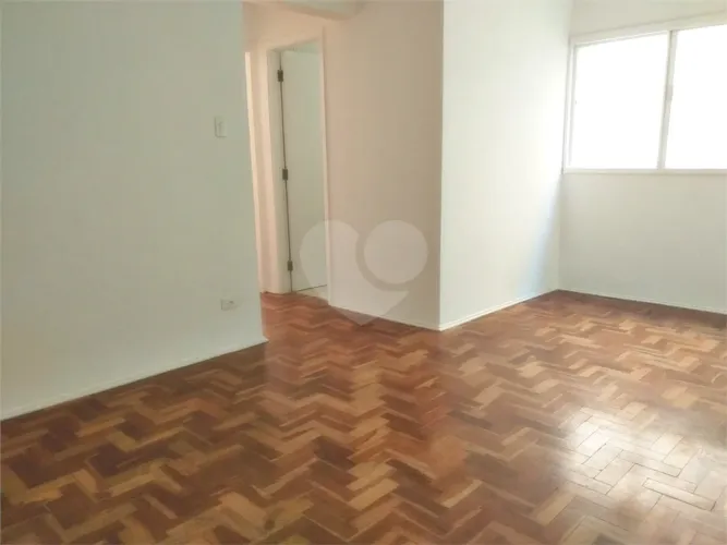 Apartamento com 2 quartos para locação em Bela vista - SP