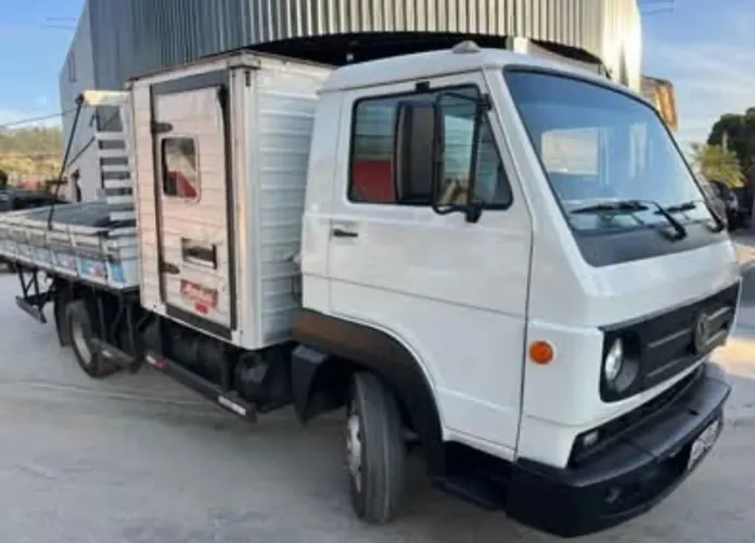 VW Delivery 8-160 12/13 UN. DONO