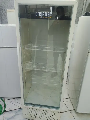 CERVEJEIRA EXPOSITORA 440 LITROS