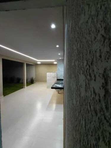 Casa à venda em Goiânia, Residencial Santa Fé, com 3 quartos, com 157 m²
