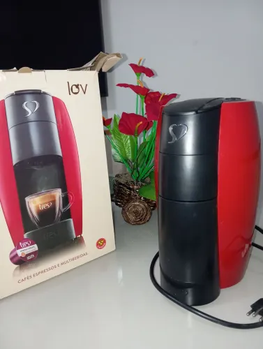 Cafeteira três corações ( cápsula)