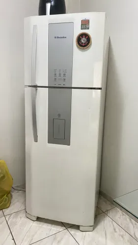 Geladeira Duplex Frost Free Dispenser água