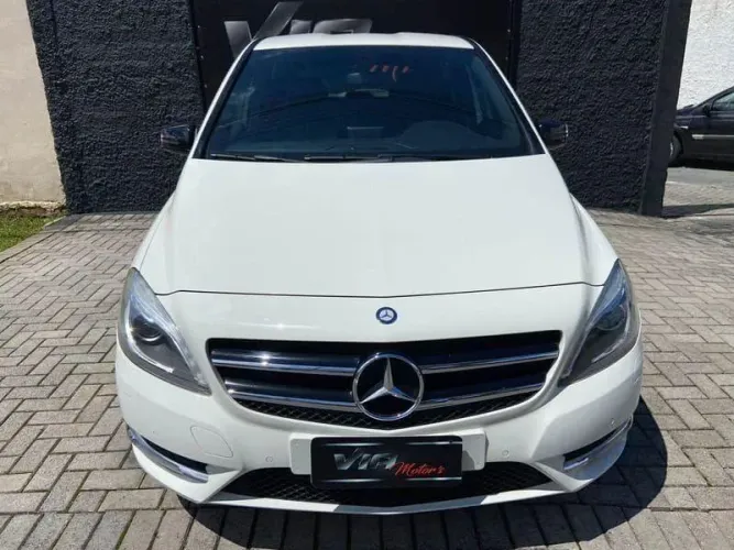 Mercedes-Benz Classe B 200 CGI 1.6 TB/flex Aut. 2013