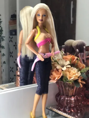 Barbie Ferrari show 2004 Mattel 